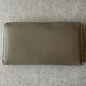 Celine | Zippy Long Wallet